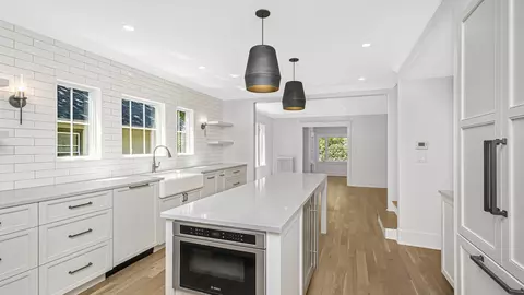 Kitchen - 886 Willow Rd, Winnetka, IL 60093 photo 1 of 3