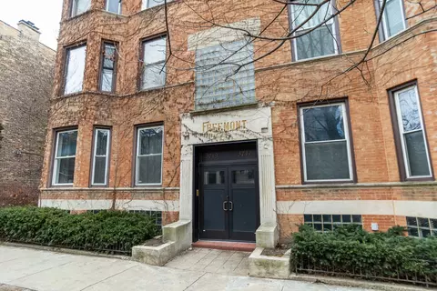 3717 N Fremont St #3, Chicago, IL 60613