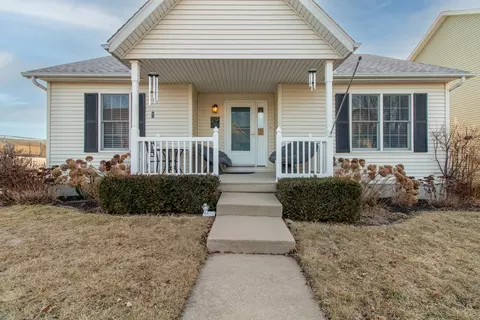1412 River Lndg, Normal, IL 61761 photo 2