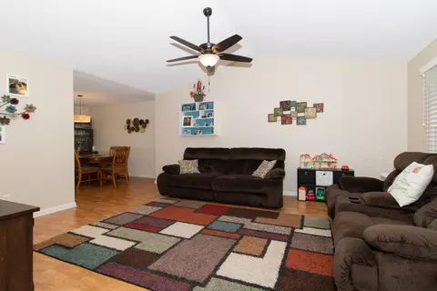 1412 River Lndg, Normal, IL 61761 photo 4