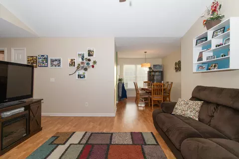1412 River Lndg, Normal, IL 61761 photo 8