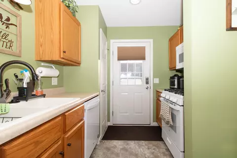 1412 River Lndg, Normal, IL 61761 photo 15