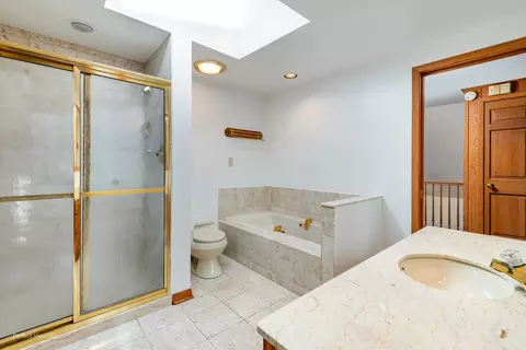 Bath - 850 Happ Rd, Northfield, IL 60093 photo 2 of 3