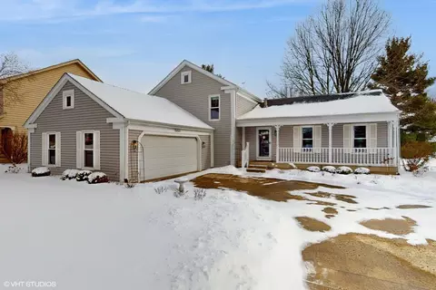 1907 Heather Rd, Geneva, IL 60134