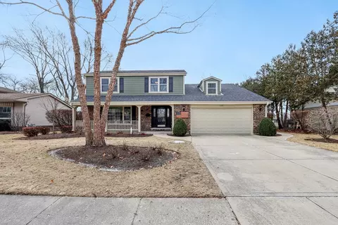 125 E Russet Way, Palatine, IL 60067