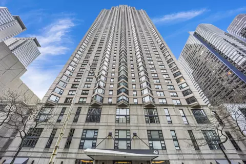 401 E Ontario St #1101, Chicago, IL 60611