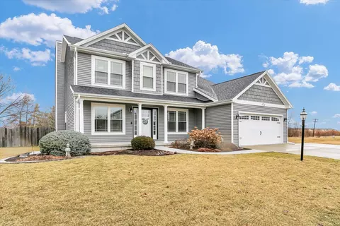 302 Goldenrod Dr, Savoy, IL 61874