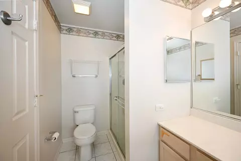 1085 Delta Dr, Elgin, IL 60123 photo 17