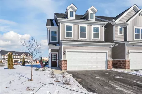 2318 Ryegrass Ln #63001, Bolingbrook, IL 60490