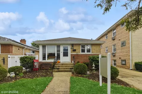 2433 N 79th Ave, Elmwood Park, IL 60707