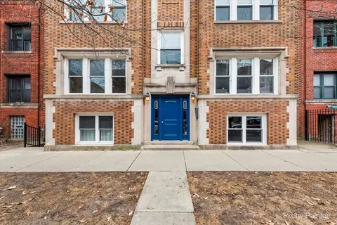 1463 W Winnemac Ave #2E, Chicago, IL 60640