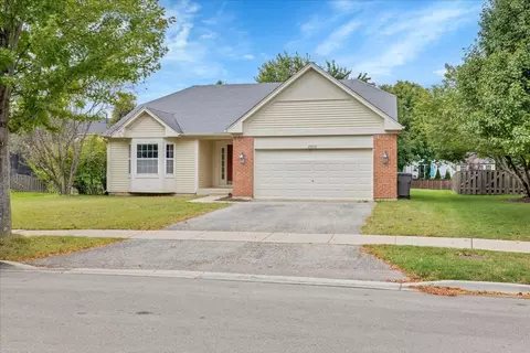 2924 Darley Dr, Montgomery, IL 60538