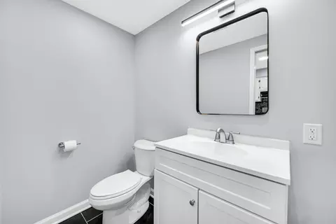 Bath - 324 E 18th St, Lockport, IL 60441 photo 1 of 2