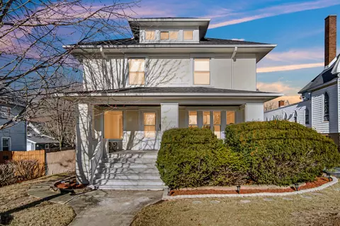 Exterior - 324 E 18th St, Lockport, IL 60441 photo 8 of 8