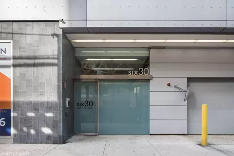 630 N Franklin St #810, Chicago, IL 60654