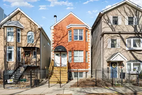 1728 W Barry Ave #1, Chicago, IL 60657