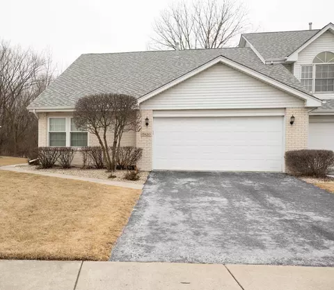 15820 Centennial Dr, Orland Park, IL 60462