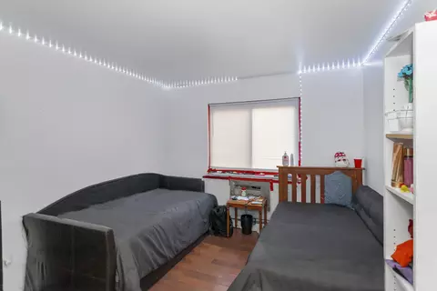 Bedroom - 705 Heritage Dr #112, Hoffman Estates, IL 60169 photo 3 of 3