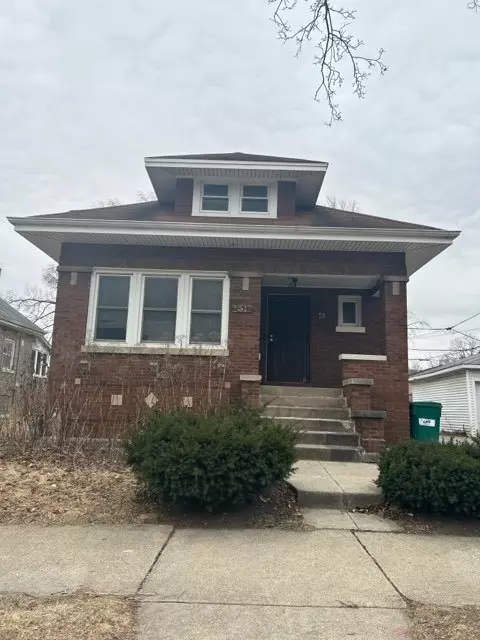 51 Augusta St, Oak Park, IL 60302
