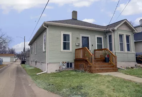 912 W Jefferson St, Ottawa, IL 61350