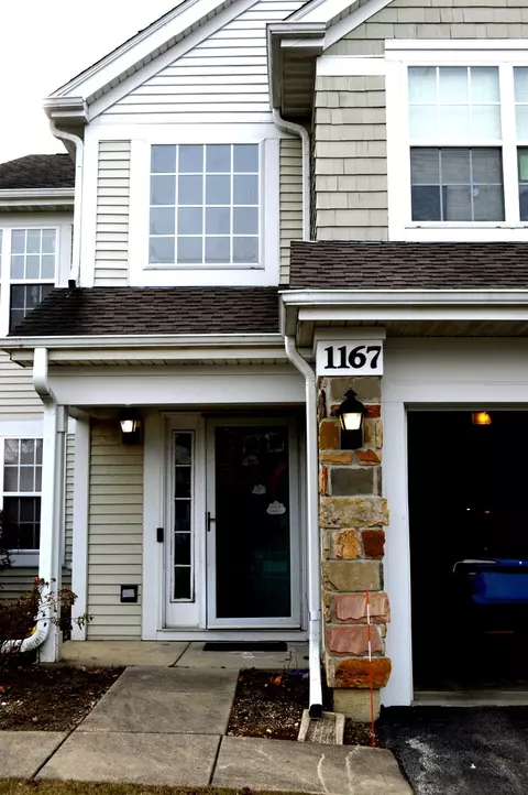1167 Bristol Ln #1167, Buffalo Grove, IL 60089