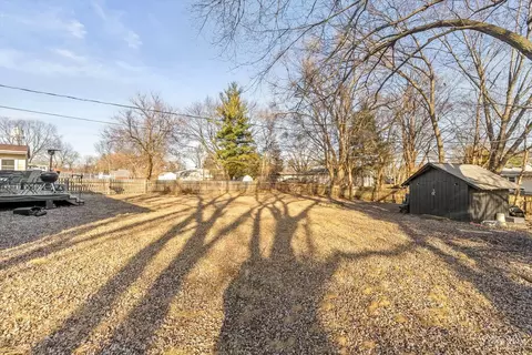 4706 Howard St, Mchenry, IL 60051 photo 22
