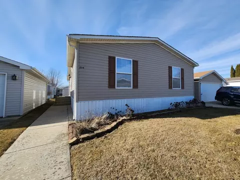 1014 Apple Ln, Manteno, IL 60950