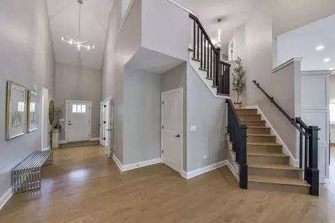 Entry Way - 436 E Hillside Rd, Naperville, IL 60540 photo 1 of 7