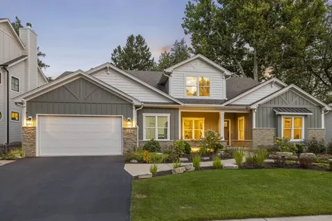 Exterior - 436 E Hillside Rd, Naperville, IL 60540 photo 8 of 8