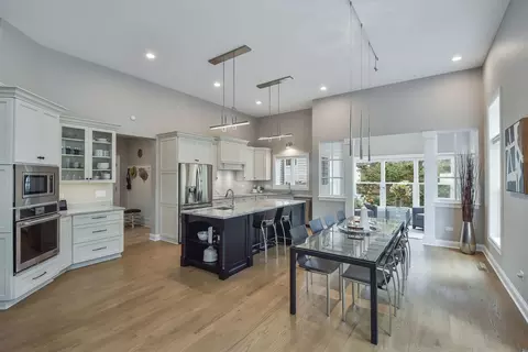 Kitchen - 436 E Hillside Rd, Naperville, IL 60540 photo 2 of 6