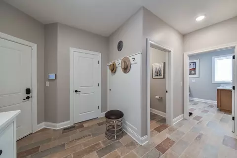 Entry Way - 436 E Hillside Rd, Naperville, IL 60540 photo 4 of 7