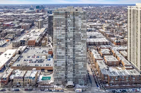 1660 N La Salle Dr #3811, Chicago, IL 60614