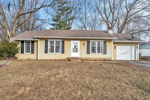 366 Orchard Ln, Braidwood, IL 60408