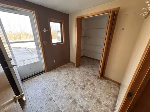18538 Holly Rd, Morrison, IL 61270 photo 2