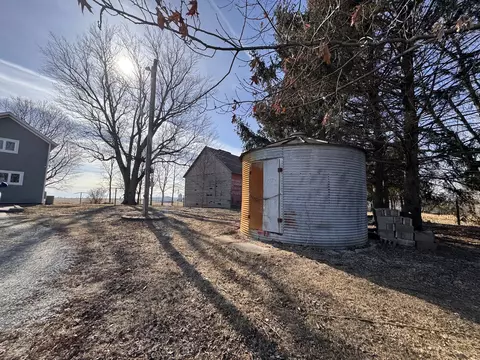 18538 Holly Rd, Morrison, IL 61270 photo 20