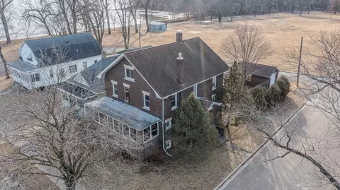 401 W 2nd St, Depue, IL 61322