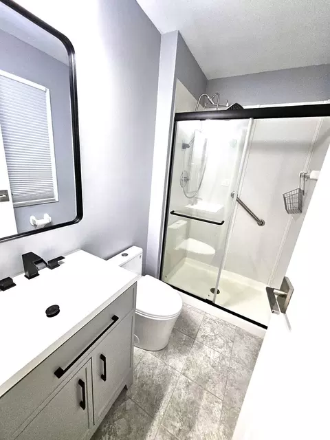 3825 Winston Dr, Hoffman Estates, IL 60192 photo 9