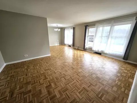 3825 Winston Dr, Hoffman Estates, IL 60192 photo 3
