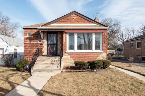 12811 S Throop St, Calumet Park, IL 60827
