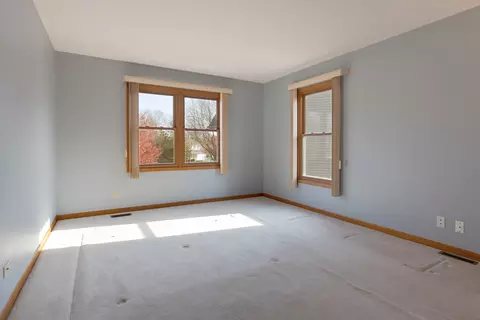 748 Butternut Ln, Elgin, IL 60123 photo 18
