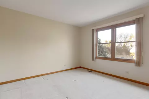 748 Butternut Ln, Elgin, IL 60123 photo 20