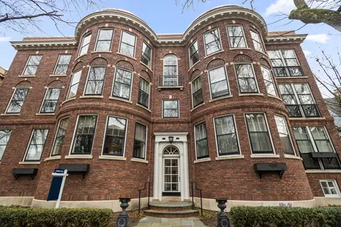 925 Michigan Ave #3, Evanston, IL 60202