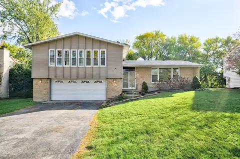 2946 Bob O Link Rd, Flossmoor, IL 60422