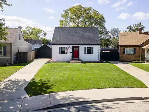 2804 Elder Ln, Franklin Park, IL 60131