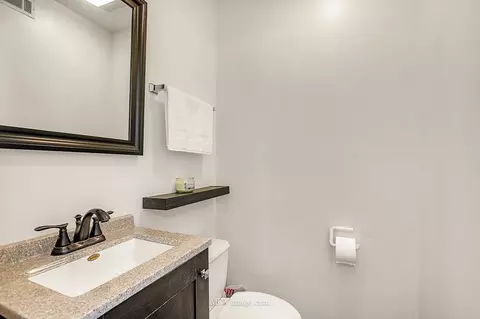 Bath - 809 Warner Ave, Lemont, IL 60439 photo 3 of 3