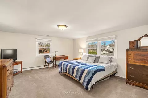 Bedroom - 809 Warner Ave, Lemont, IL 60439 photo 3 of 4