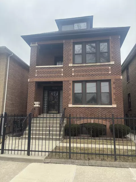 6947 S Rockwell St, Chicago, IL 60629
