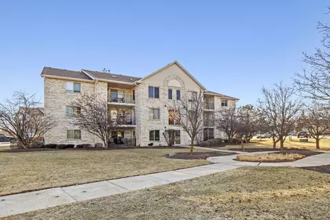 6825 Forestview Dr #3C, Oak Forest, IL 60452