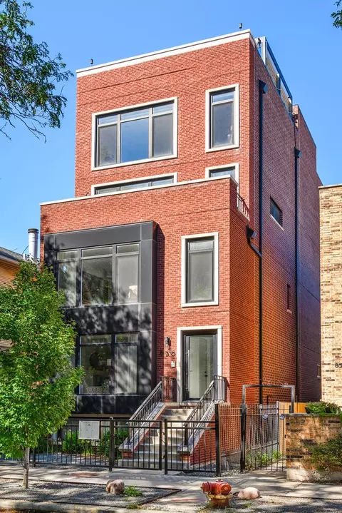 836 W Barry Ave #3, Chicago, IL 60657