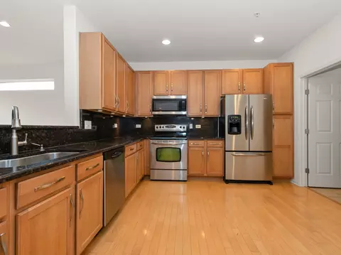 Kitchen - 19933 Burnside Ct, Olympia Fields, IL 60461 photo 2 of 4